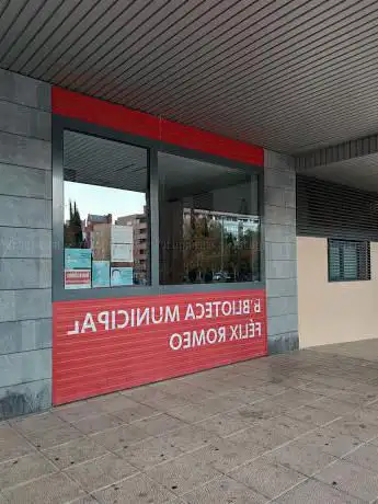 Photo de Biblioteca Municipal Félix Romeo
