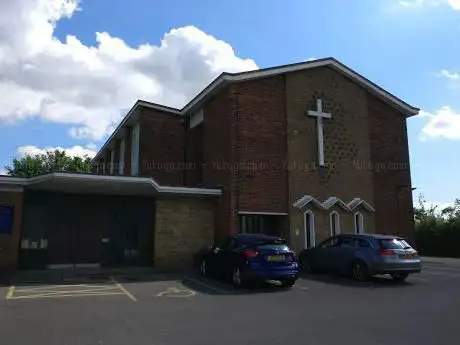 Photo de Holy Family Roman Catholic Church