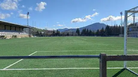 Photo de Campo de Fútbol Artunduaga (Hierba artificial)