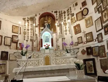 Photo de Santuario Madonna Delle Virtù