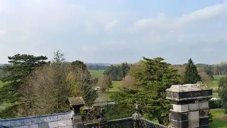 Photo de Capesthorne Hall & Thor Bridge