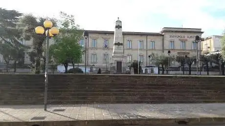 Monumento ai Caduti e Villa Comunale