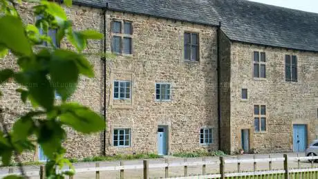 4 Stable Yard Cottage