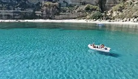 Photo de CalabriaGo escursioni a Tropea-e dintorni- Case per vacanze- tour in Barca-Costa a Costa-