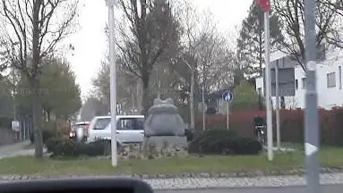 Frosch-Skulptur