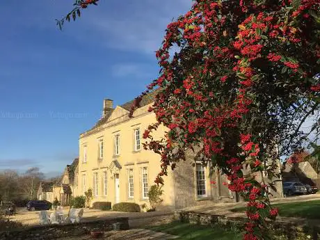 Photo de Harnhill Centre Of Christian Healing