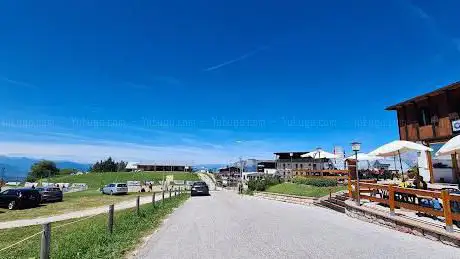 Photo de Passo/valico Monte Bondone