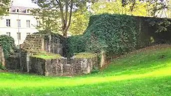 Tour des Potiers d'Étain
