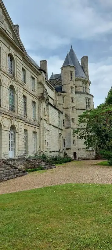 Photo de Château de Clairvaux-Monument historique et musée des jeux d'échecs ouvert à la visite tous les après-midis du 1er juillet au 31 août et lors du week-end des journées européennes du patrimoine