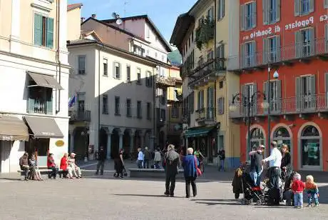 Giulia Ferrari-guida turistica lago Maggiore