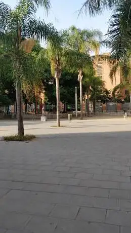 Photo de Plaça de Lola Anglada