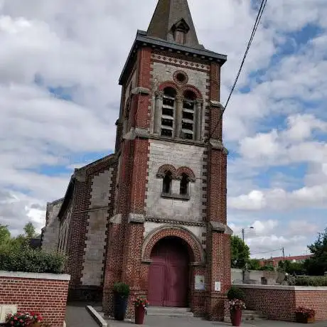 Photo de Église catholique du Sacré-CÅ“ur-Jésus d'Anzin-Saint-Aubin et son Cimetière