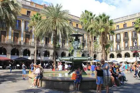 Photo de Free Walking Tours Barcelona