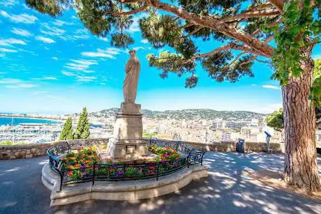 Photo de Riviera Tours Cannes : Walking Tours Food Tours, Private Tours , Bar Crawls, Sightseeing Tours