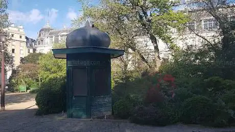 Square Boucicaut