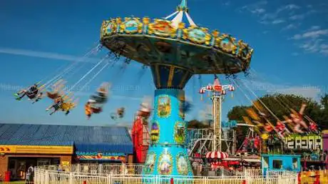Waveswinger