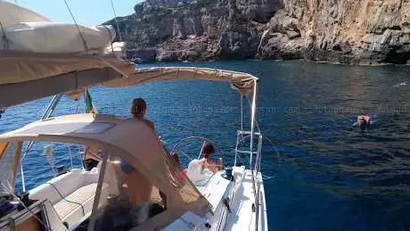 Cruise Sail
