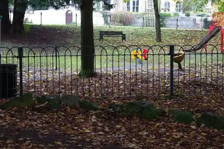 Photo de Shrubbery Park