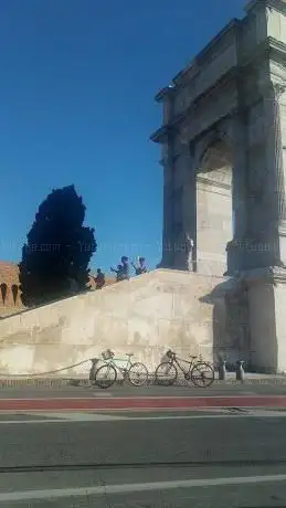 Photo de Fontana dei due Soli