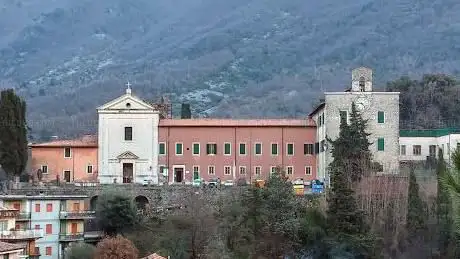 Photo de Chiesa San Pietro