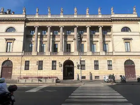 Photo de Palazzo Saporiti