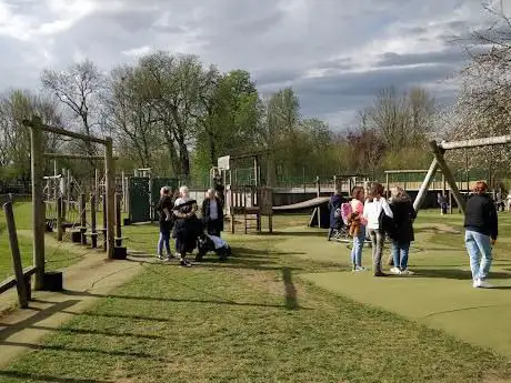 Photo de Lacock Playground
