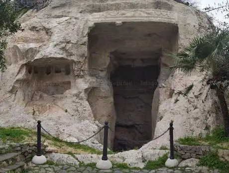 Grotta della Vipera