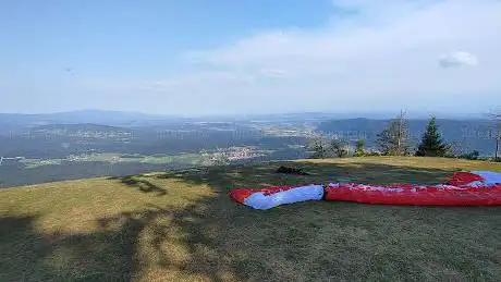 Photo de VzletiÅ¡Äe Sedlata gorica (Pogorelec)