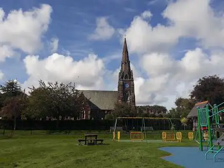 Thornton Hough Village Green