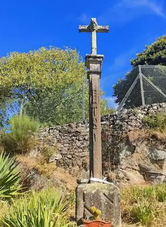 Cruceiro de Touròn