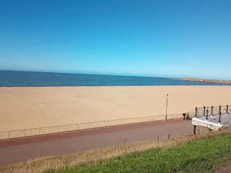 Gorleston cliffs Basketball courts