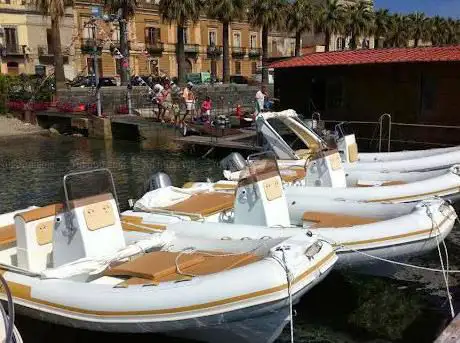 Photo de Cantiere Nautico MONDO MARE MILAZZO