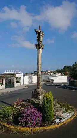 Cruceiro de Santiago de Barallobre