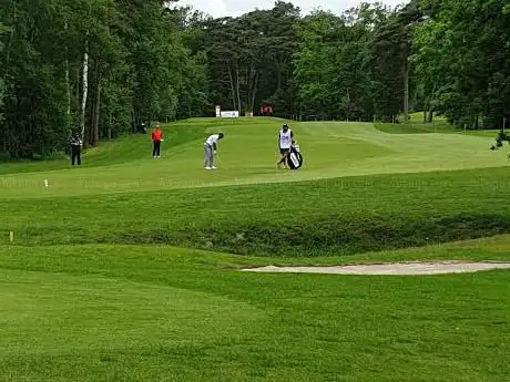 tussen de golfterreinen van golfclub rinkven