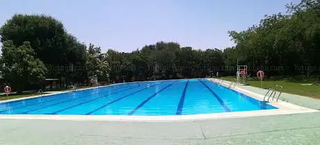 Photo de Piscina Municipal de Castro del RÃo