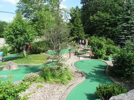 Mulligan's Miniature Golf