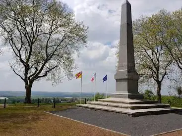 Photo de Monuments Aux Morts
