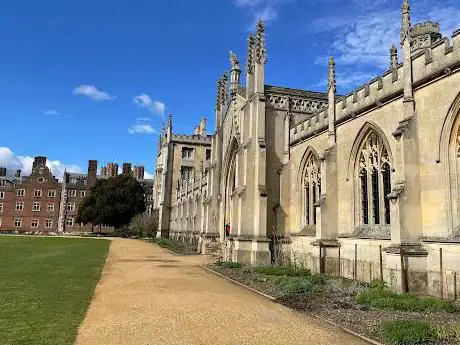 Photo de New Court