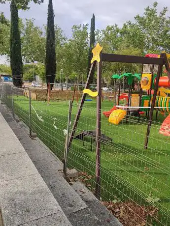 Photo de Avenida de Salamanca Park