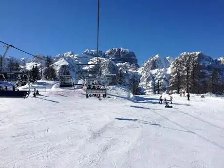 Photo de Funivie Pinzolo Spa