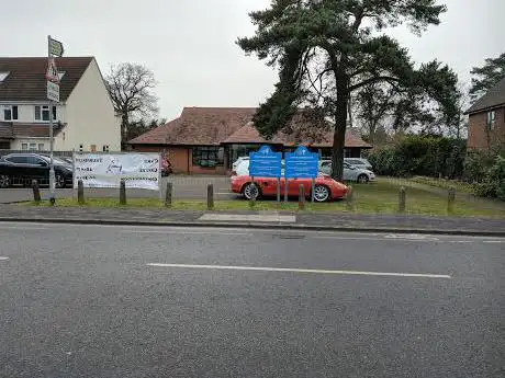 Photo de Fleet URC Church