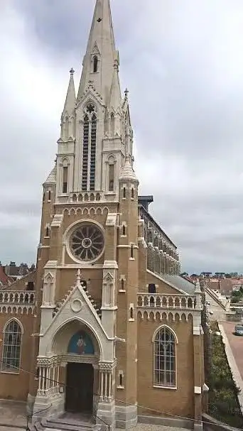 Église catholique du Sacré-CÅ“ur-de-Jésus à Calais