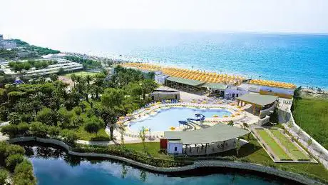 Photo de Terme di Torre Canne Puglia