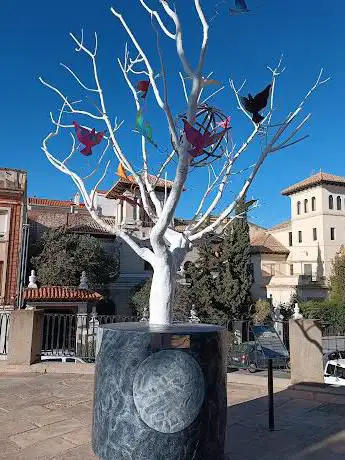 Photo de MartÃnez Parras - JardÃn del tamborilero Garden
