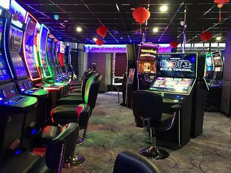Photo de Admiral Casino: Derby