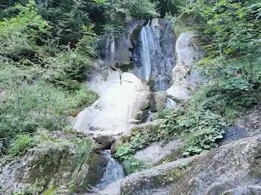 Photo de Cascade de la Lilette Le Pecheu (cascade)