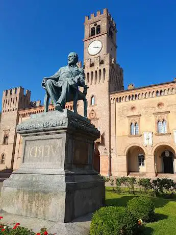 Monumento a Giuseppe Verdi