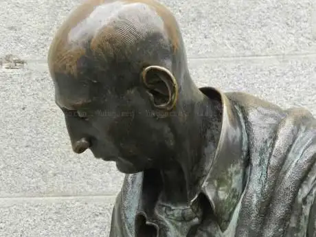 Photo de Hombre Sentado