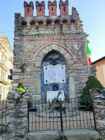 Monumento ai Caduti di Rocca Canavese