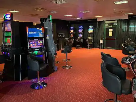 The Crown Srl